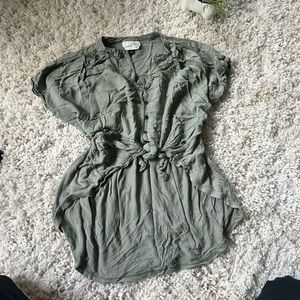 Universal thread loose bohemian front tie, olive green long sleeve knitt…